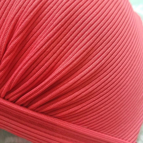 Quintsoul NWOT Ribbed Red Busty Halter Bikini Highrise  Bottoms Size Small - Picture 6 of 13